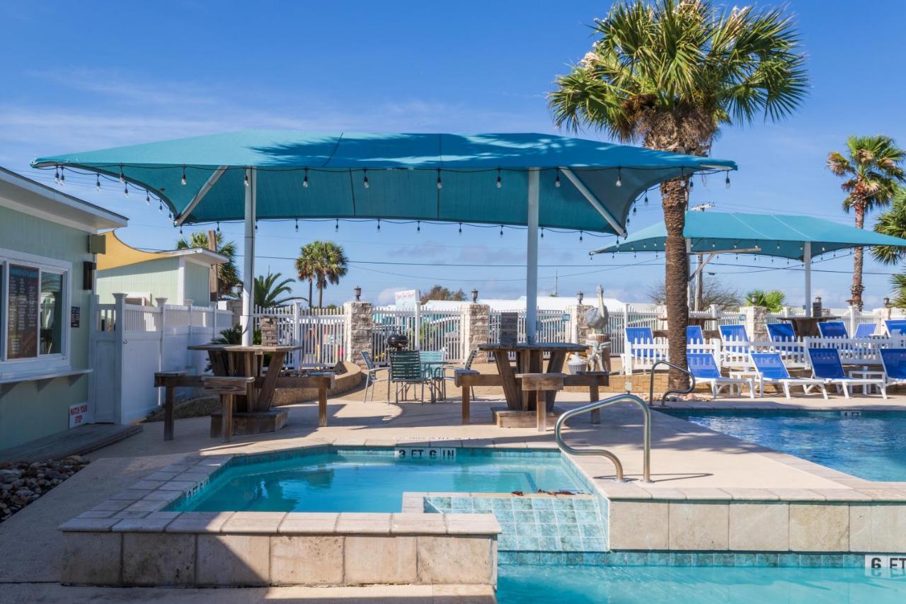 Tropic Island Resort ポート・アランサス エクステリア 写真